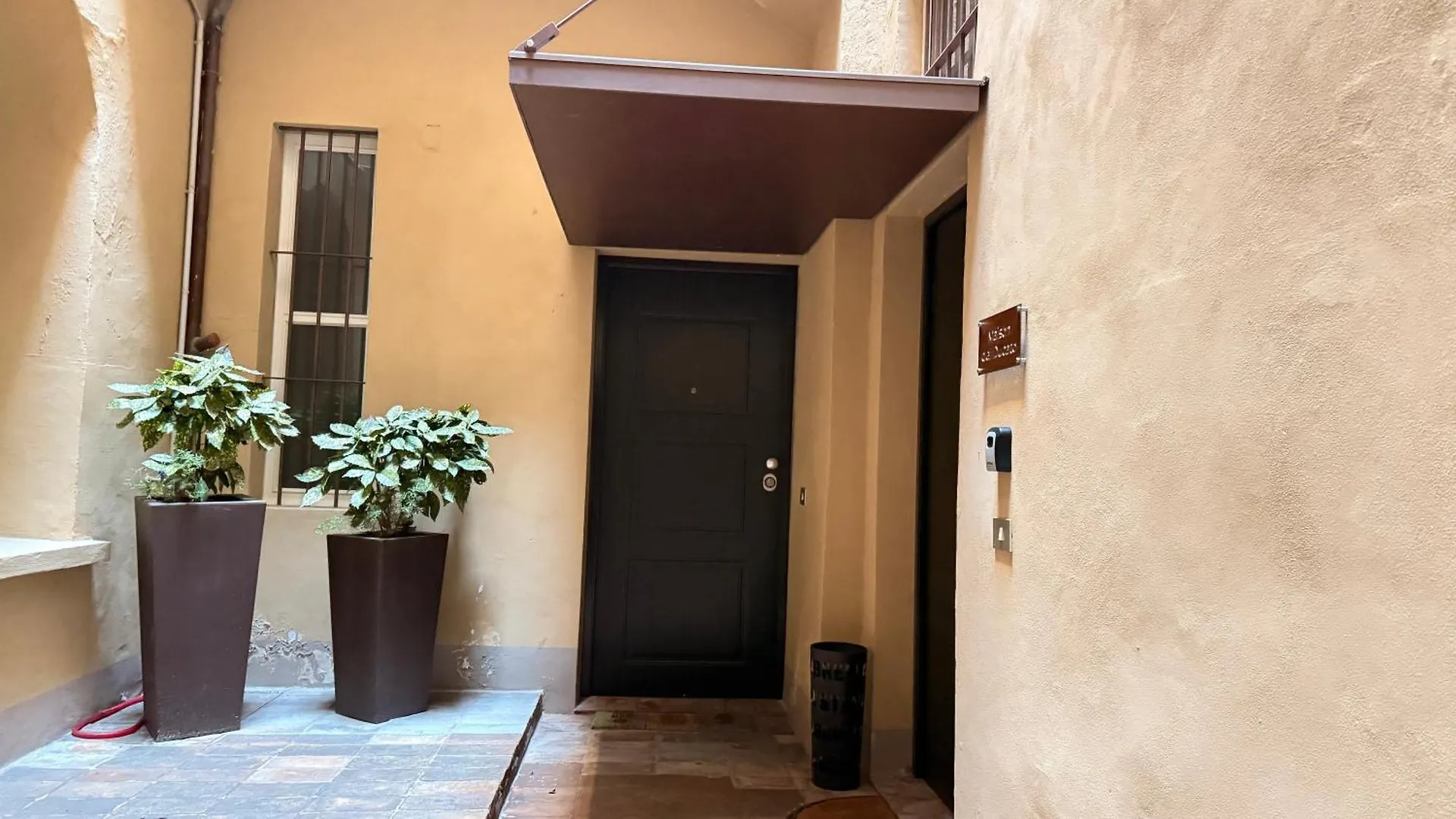 Residenza Palazzo Gherardi Parma 0*,